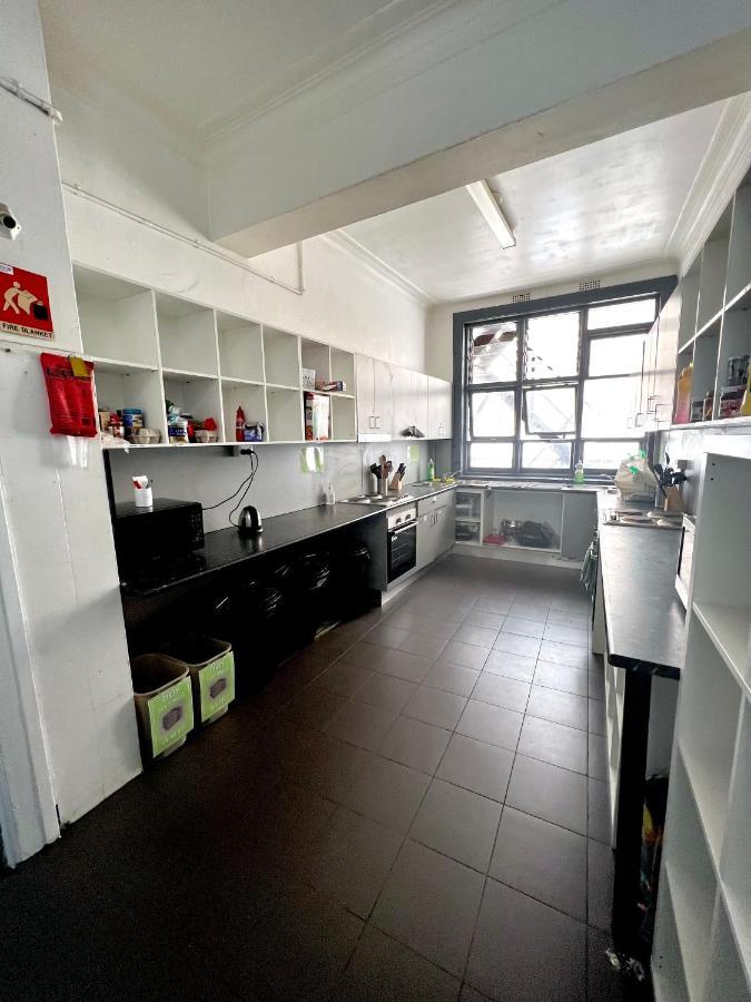 The Downing Hostel Sydney Esterno foto