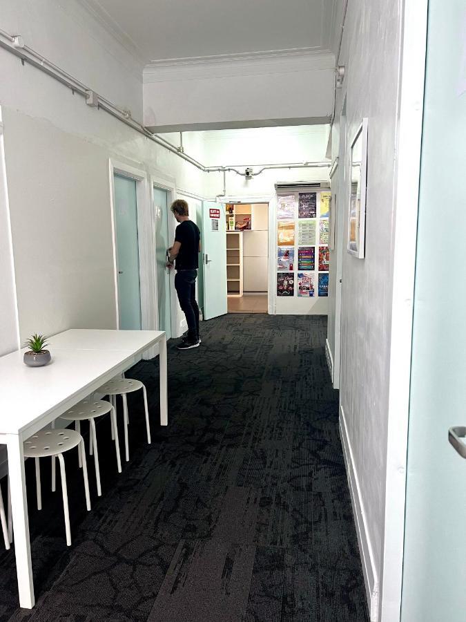 The Downing Hostel Sydney Esterno foto